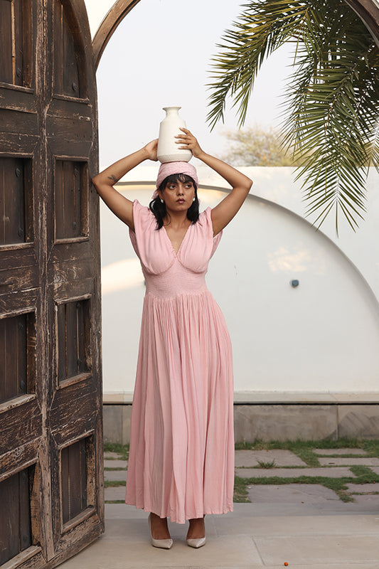 Elegant Two-Tone Ombre Maxi Dress – Sleeveless Collared A-Line Dress with Adjustable Waist Belt